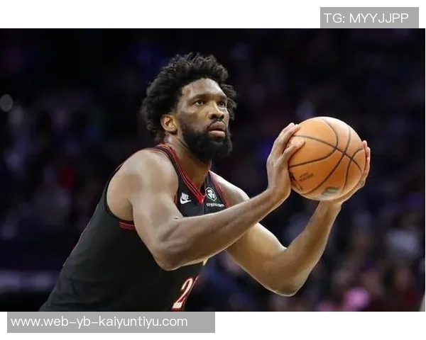 恩比德半场表现抢眼11中7砍下15分5板2助助球队首节领先